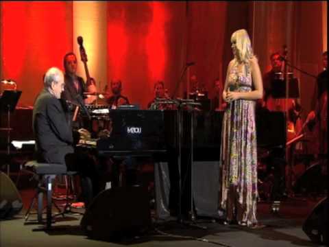 Maria Sadowska & Michel Legrand - How Do You Keep The Music Playing