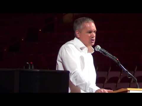 Chris Holtmann speaks to Ohio State season ticket holders