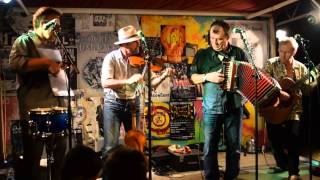 MORAND CAJUN BAND "Les haricots sont pas salés"