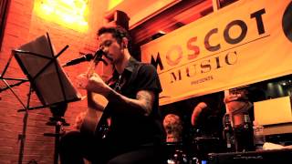 TRIVIUM Matt Heafy Dying In Your Arms acoustic on Metal Injection