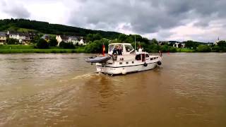 preview picture of video 'Beluga bei Mosel km 116'
