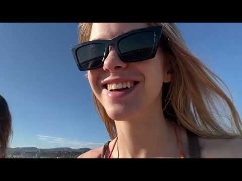 Beach day with my girly influencers at the beach photoshoot