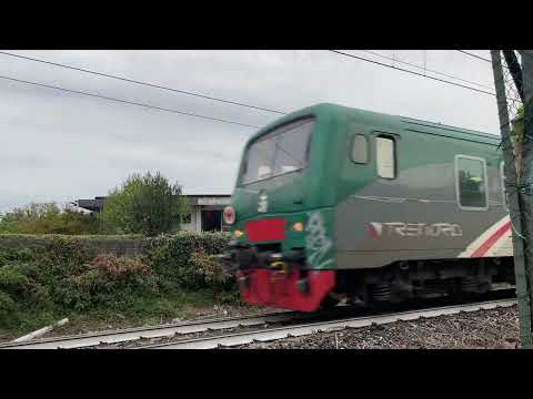Trenord REG Bergamo - Milano Porta Garibaldi via Carnate. Combo con Pilota PR in testa + E464