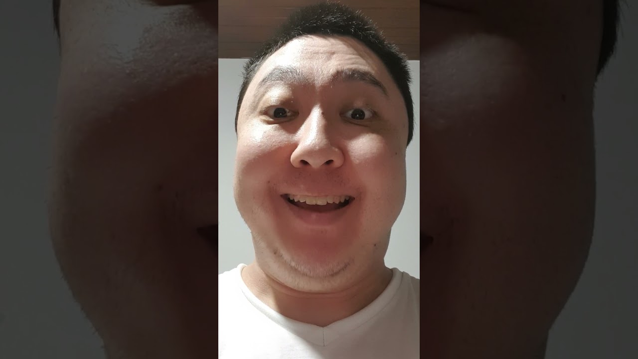 STIMULATES MY ANKLE WHILE I AM PEEING