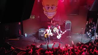 Toy Dolls - She goes to Finos 10/08/2018 Curitiba