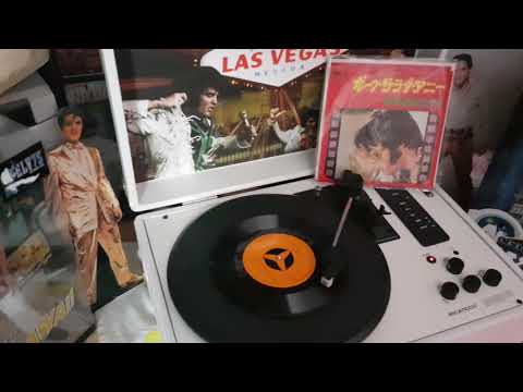 Elvis Presley: I JUST CAN'T HELP BELIEVIN'