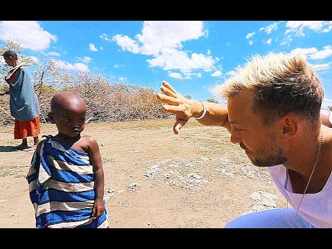 BEI DEN MASSAIS MIT DEN SPEEREN GEJAGT #299