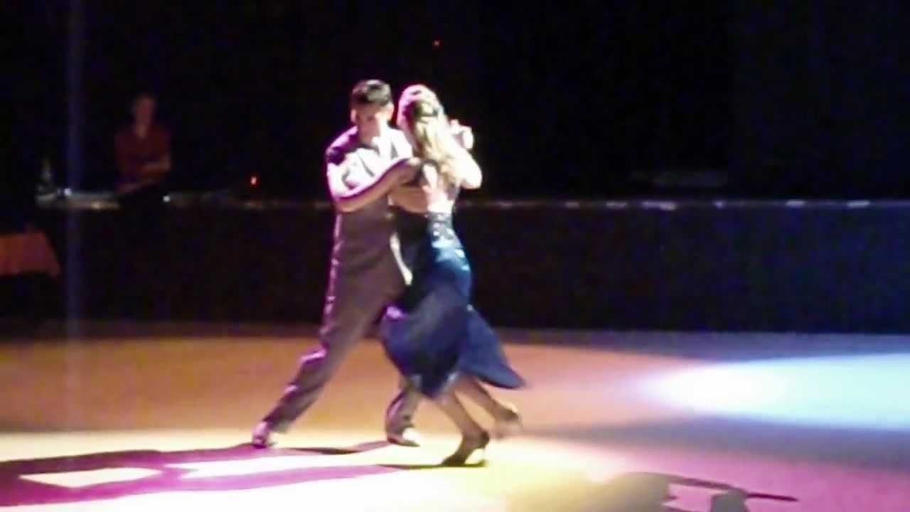 Julia et Andres Ciafardini - El Puntazo - Juan D'Arienzo y su Orquesta Típica