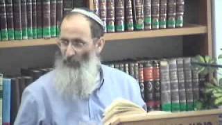 15148-6 על מה מכפרים בגדי כהונה?