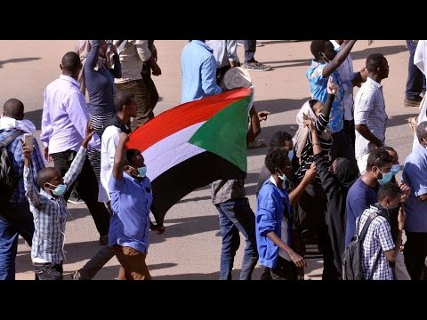 ممثلون عن أبرز حركات السودان الاحتجاجية يختتمون اجتماعا استضافته مصر