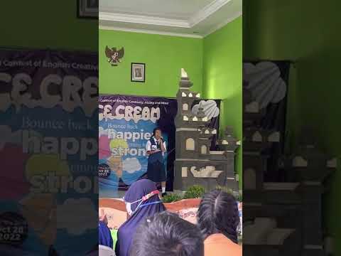 Juara 1 dalam “Ice Cream Singing Contest_Desak Agung Laksmi Wulandari_All Of Me