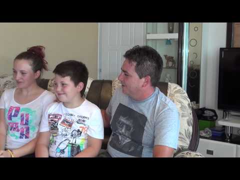 ORKESTAR ČAROBNJACI Mikica Krstić - Are tata un bajat (Official video) 2014