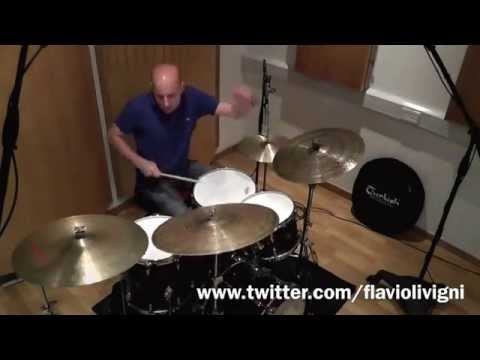 Flavio Li Vigni testing some Turkish Cymbals Jazz rides