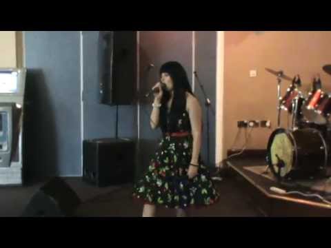 OMG Lily Allen - Oh My God