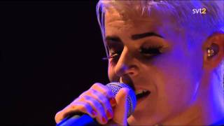 ROBYN - Be Mine! - Live from los Angeles 2008