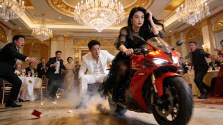 The Sacred Family Rules? She Broke Them Every Single Day！