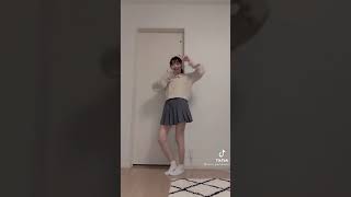 ミニスカ スカート チラリ 可愛い 美少女 tiktok