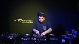 Dubout - #1 - Yellow Glasses Electronic Sessions