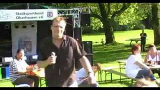 Julian singt &quot;Mit dir vielleicht...&quot;