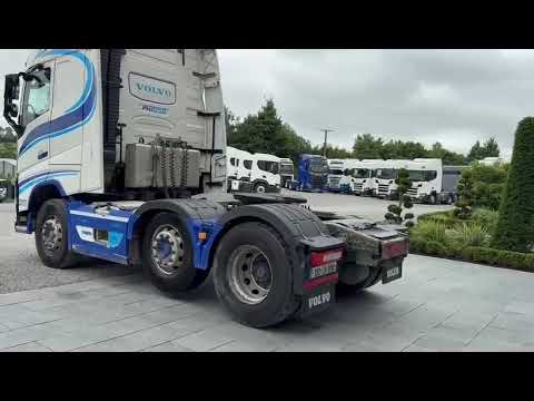 T1-03075 - 2013 - Volvo - FH 13 460 - Globetrotter - 6x2 Mid Lift - I Shift