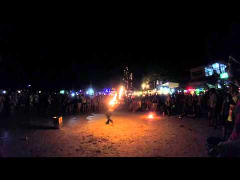 fire show at Haad rin fullmoon party 2015