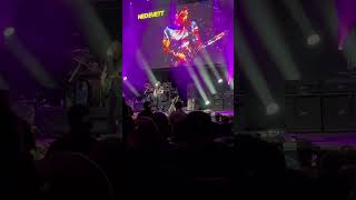 Ned Evett Great musician at the SATCHVAI HYDRA TOUR