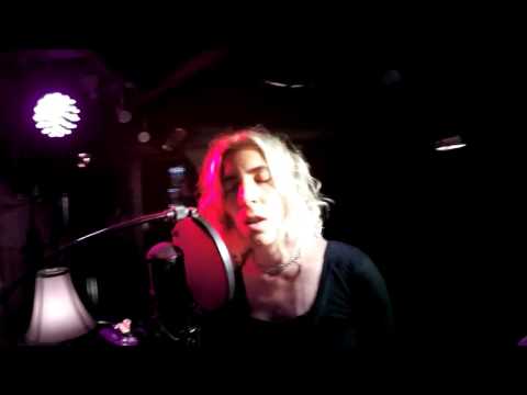 Francesca Genco ~ India