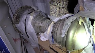 Abandoned Home Treasures: Snakes and Rockets!  Fun Nature &amp; Funny Travel.