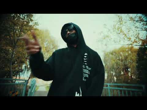 LIL CRISS - HEAR ME OUT (OFFICIAL MUSIC VIDEO) @DirectedByEvilEye