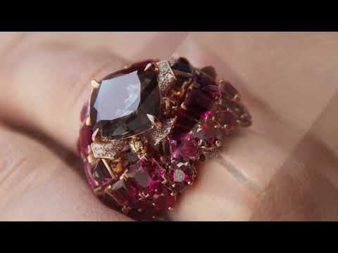 What is garnet? Difference between garnet and ruby.. snapthesis