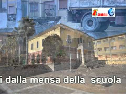 Fogna a 2 metri dalla mensa della scuola elementare. -  www.telecondelli.com 5.03.2012