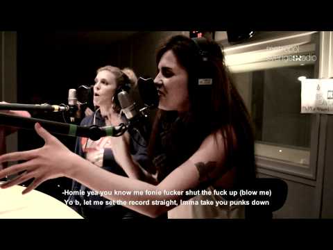 Avsnitt 30: Cleo kör live med Syster Sol - Kärleksattackens webbteve