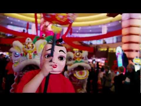 Lunar New Year - Lucky Lion Dancers at Pechanga 2013