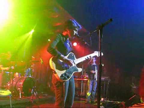 15/17 - Kaki King - You don't have to be afraid - La Scala - London - 10 March 2010