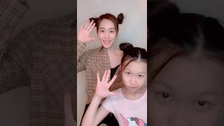 Download lagu MeandFifi爱笑的Fifi❤️再做一次小朋友~好害羞哦👩👧 mp3 Download lagu MeandFifi爱笑的Fifi❤️再做一次小朋友~好害羞哦👩👧 mp3