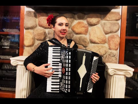 5940 - Black Guerrini Monarch Piano Accordion LM 41 120 $999