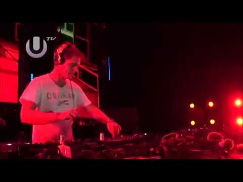 Armin Van Buuren -  The Killers - Mr Brightside (Marco V Treatment) @Ultra Music Festival 2012