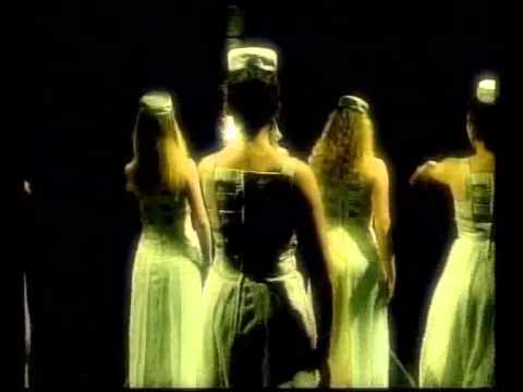 Perle (Lidija Bačić) - Pokraj bistra izvora OFFICIAL VIDEOCLIP