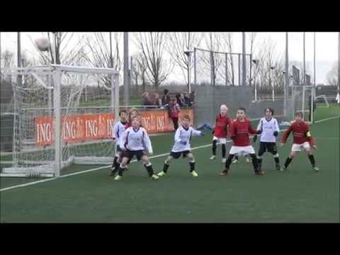 Vv Meerburg F1- FC Rijnvogels F1 1-3
