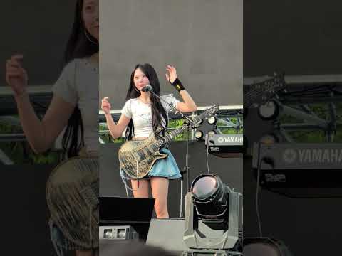 20260425 QWER 공연전 HERO ROCK Festival (히어로 락) #qwer #Hina
