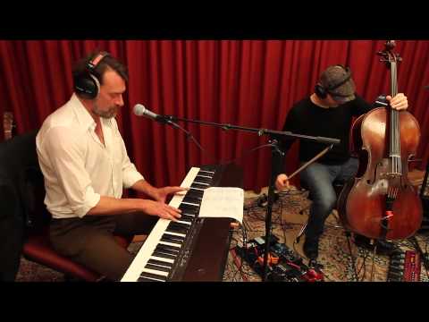 Studio Brussel: DAAN - The Mess (live)