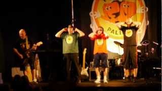 Fröbelin Palikat - Jumppalaulu (Live • Hirvihovi • Loimaa • 27-02-2013)