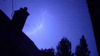 preview picture of video 'Thunder and Lightning in West Byfleet'