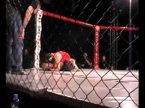 Simon Mónika vs Aranyi-Asztalos Vivien- MMA-Warriors In Hell Debrecen 2.menet.avi