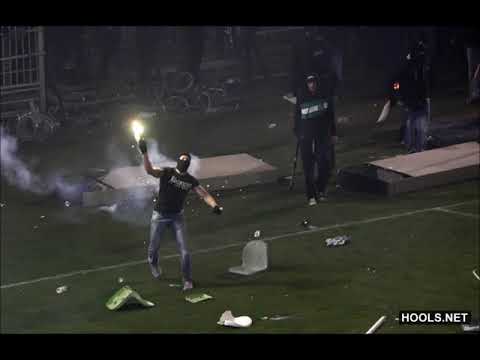 Θύρα 13 από μικρός στο πέταλο