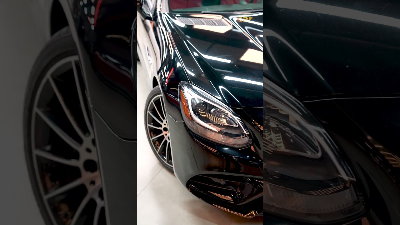 Mercedes-Benz SLC 300 video