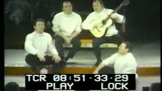 I&#39;ll Tell Me Ma - The Clancy Brothers