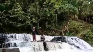 preview picture of video 'Wisata air terjun muara karing'