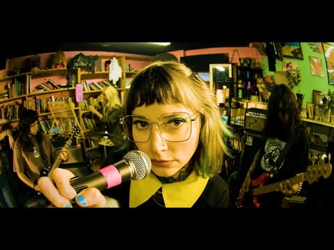 Broken Focus - Break Me Down (Official Video)