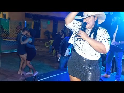 FORRÓ, PISEIRO E MUITA ANIMAÇÃO! GORDINHA DO PISEIRO INCENDEIA URUANA DE MINAS/MG AO VIVO! 